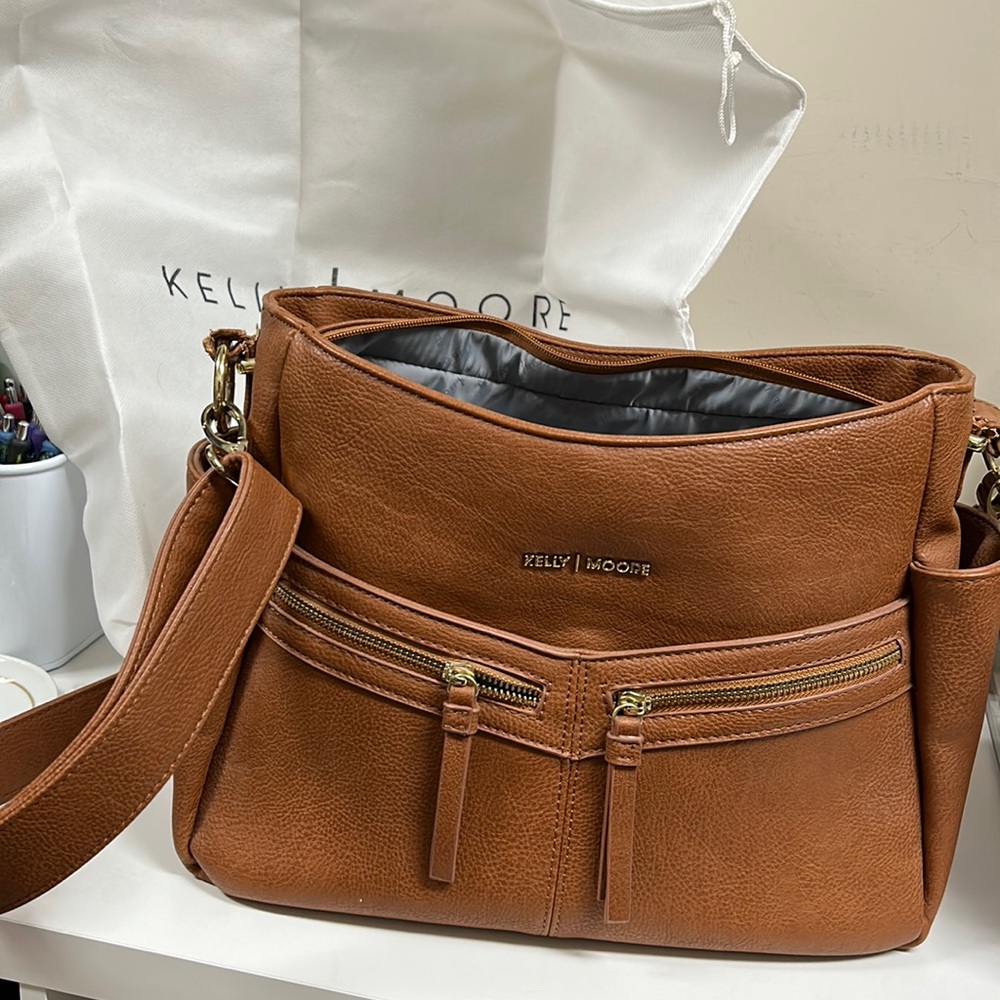 Kelly Moore leather camera bag